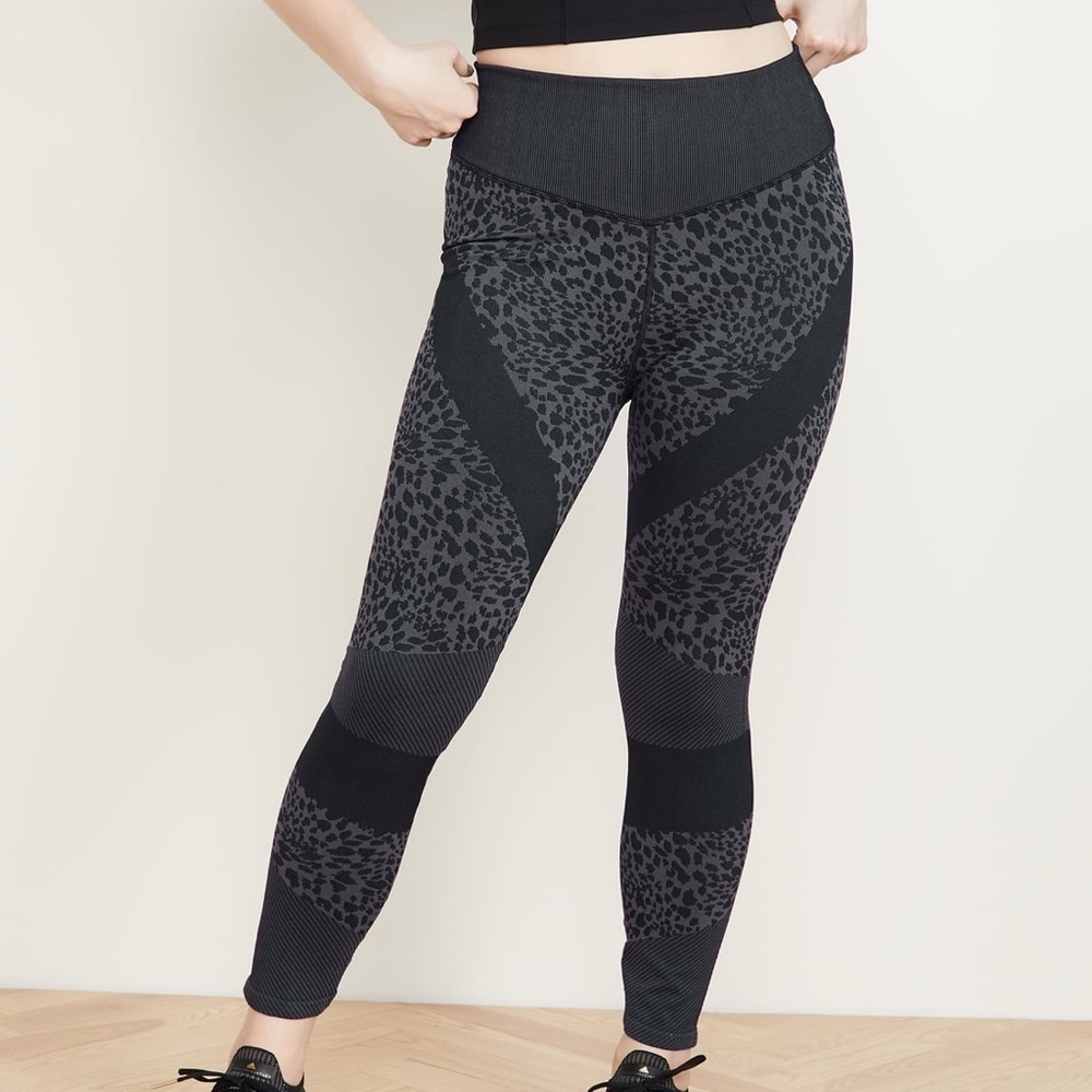Good American Active Leopard Seamless 7/8 Leggings Black/Gray Size 2/3 = M/L